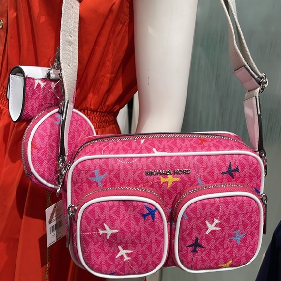 Michael Kors Jet Set Leather Medium Crossbody Bag with Case for Apple Airpods Pr - Picture 14 of 16